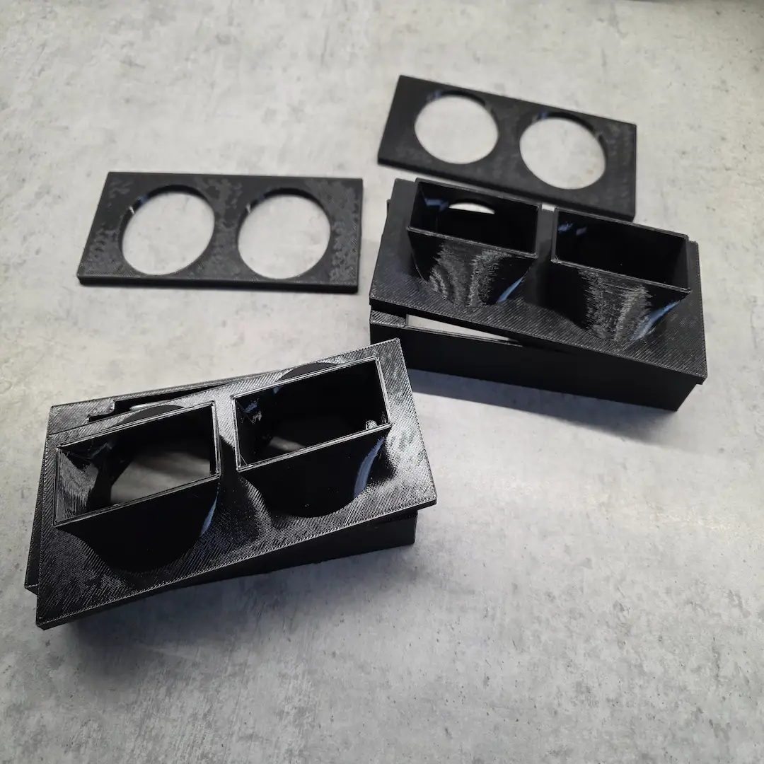 Krytky chladiče pro FVE vytištěné z PETG